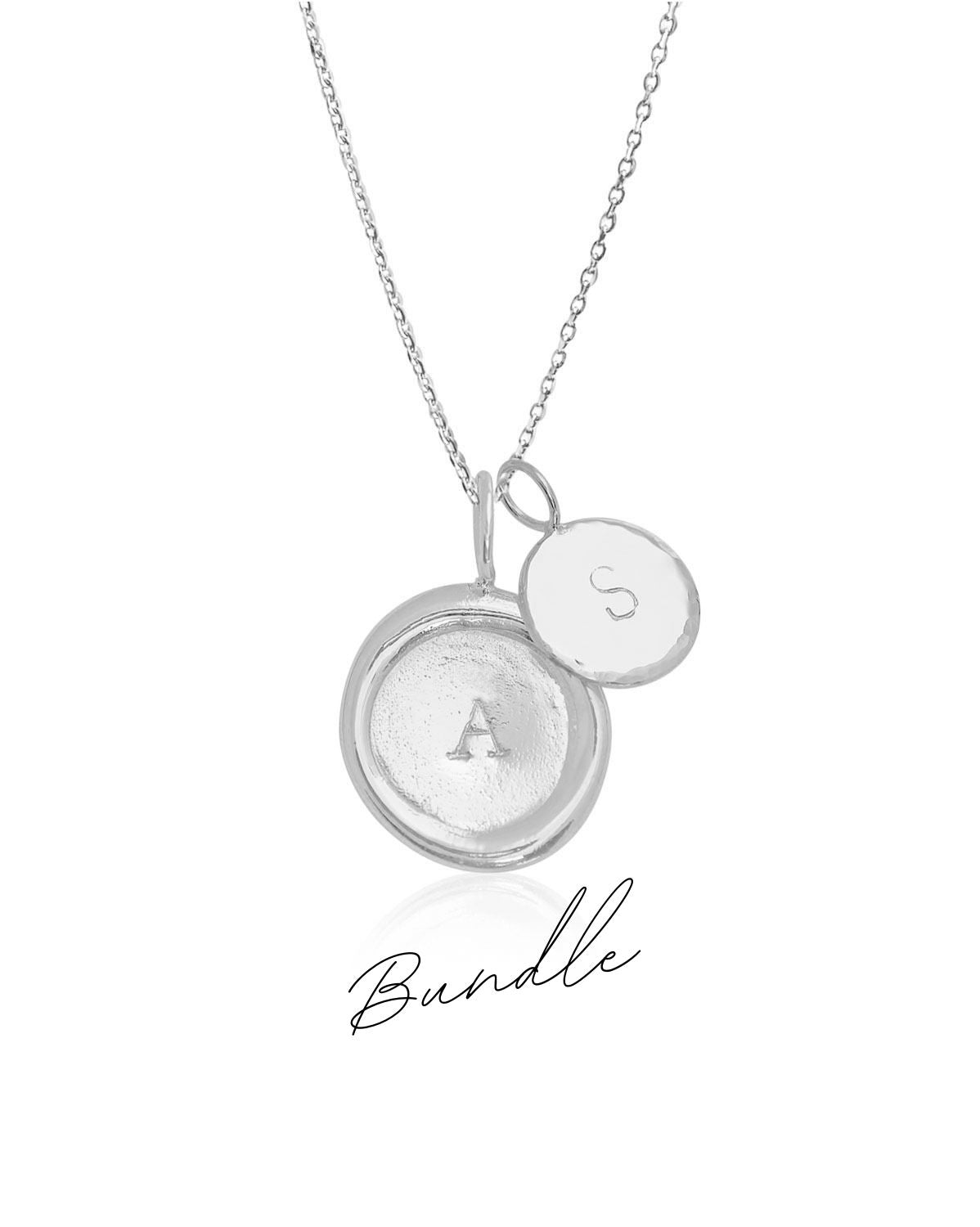 Seal &amp; Halo Necklace Set (Silver)